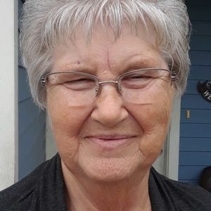 Meet your Posher, Elma